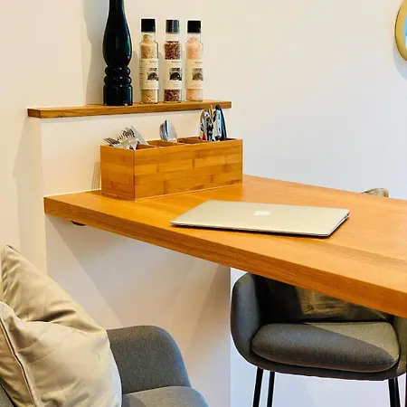 Motel42 - Business 프리드리히스하펜